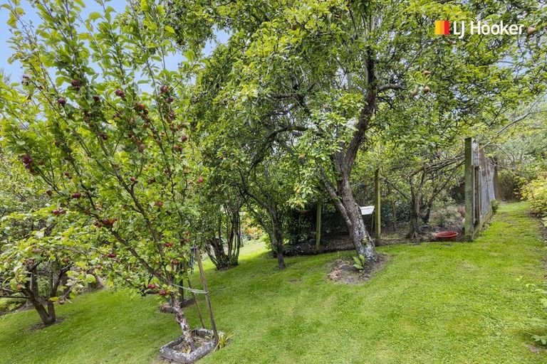 Photo of property in 20 Holm Avenue, Broad Bay, Dunedin, 9014