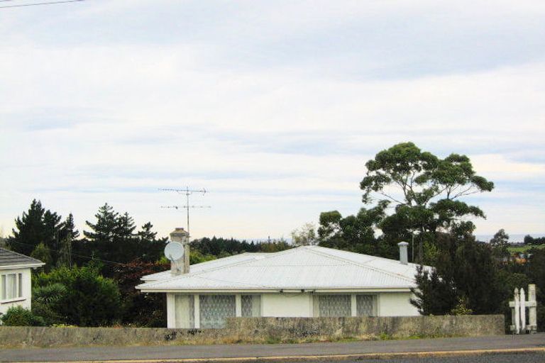 Photo of property in 133 Main Road, Fairfield, Dunedin, 9018