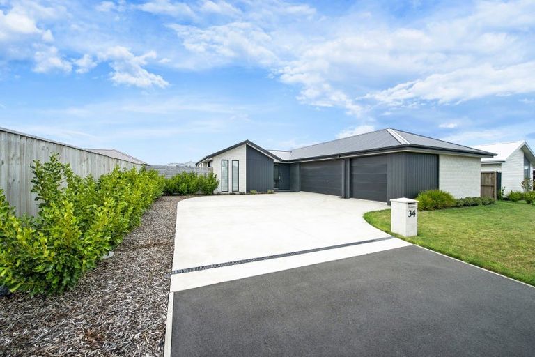 Photo of property in 34 Sandhurst Drive, Rolleston, 7615