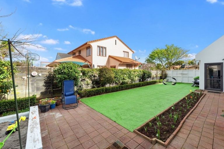 Photo of property in 47 Nielsen Gardens, Rototuna, Hamilton, 3210