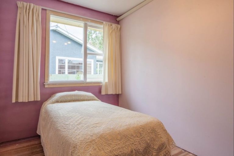 Photo of property in 9 Tararua Street, Paraparaumu, 5032