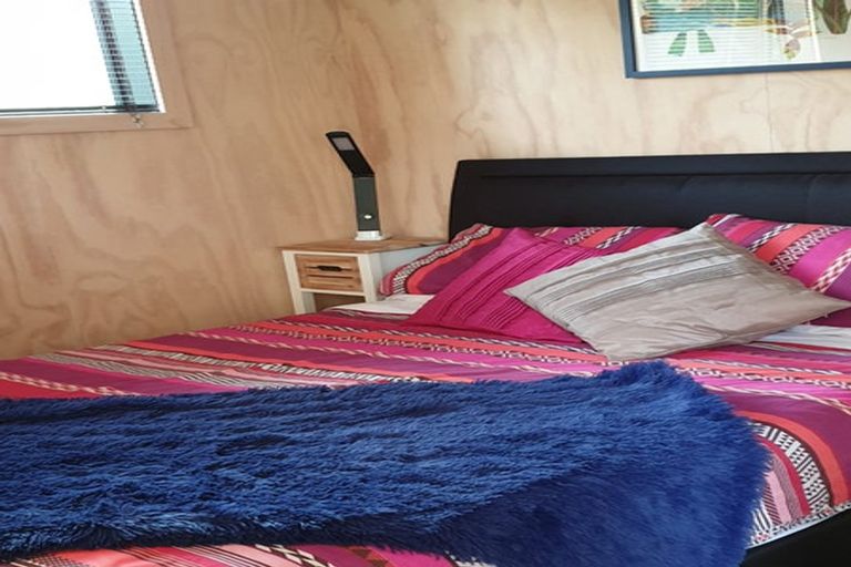 Photo of property in 8 Parawera Drive, Acacia Bay, Taupo, 3330