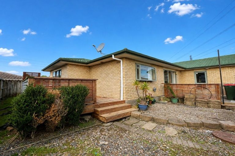 Photo of property in 48 Medvale Avenue, Flat Bush, Auckland, 2019