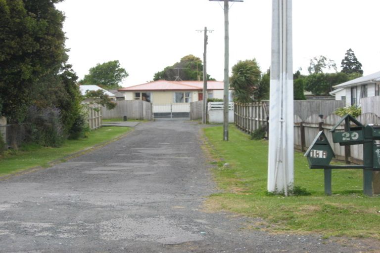 Photo of property in 22 Tironui Station Road East, Papakura, 2112