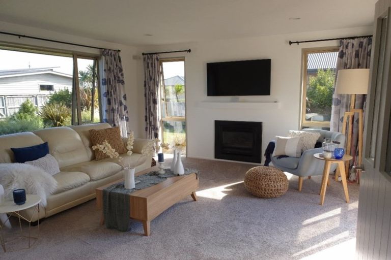 Photo of property in 28 Karoro Place, Karoro, Greymouth, 7805