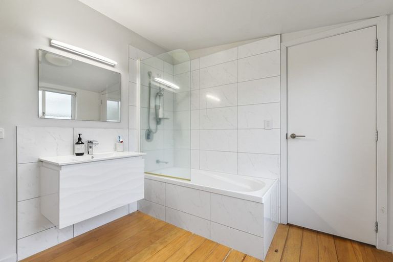 Photo of property in 124 Nixon Street, Hamilton East, Hamilton, 3216