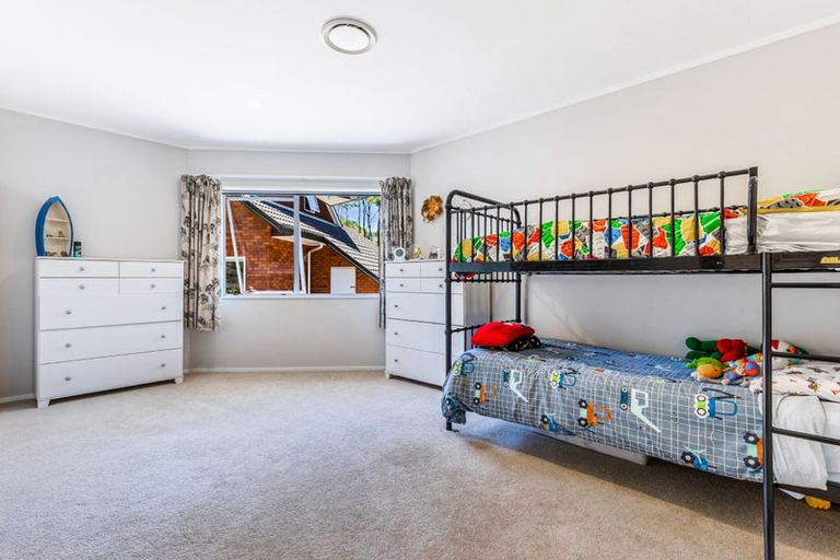 Photo of property in 17 Yelash Road, Massey, Auckland, 0614