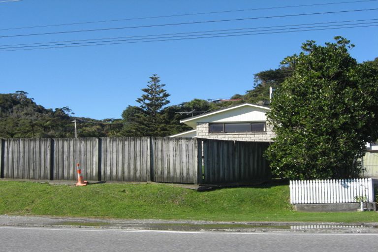 Photo of property in 17 Main South Road, Karoro, Greymouth, 7805