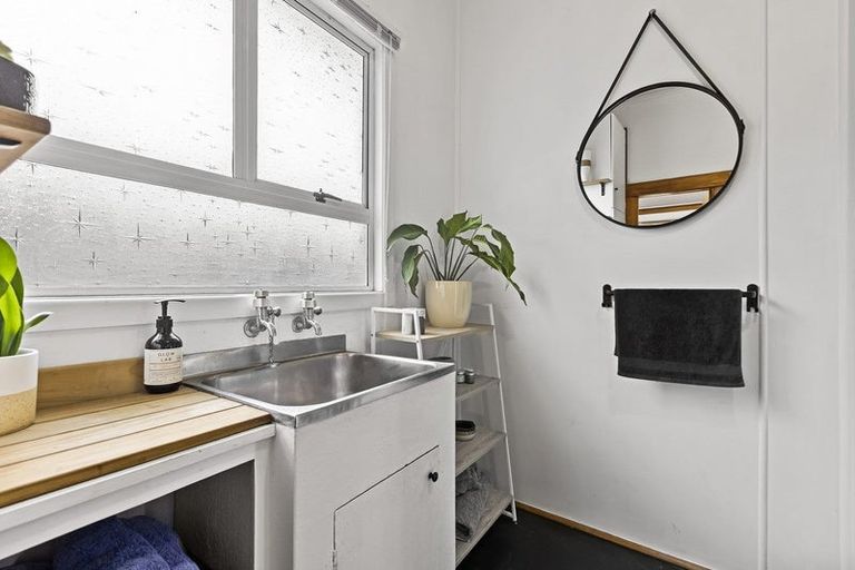 Photo of property in 55 South Road, Blagdon, New Plymouth, 4310