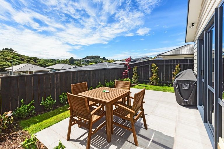 Photo of property in 27a Moonsail Drive, Whitby, Porirua, 5024