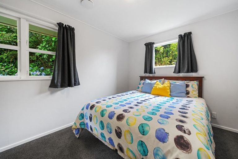 Photo of property in 93 Dowse Drive, Maungaraki, Lower Hutt, 5010