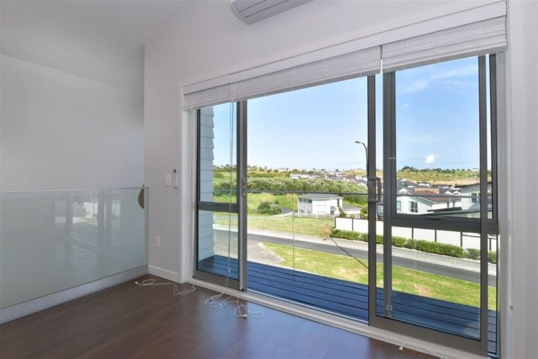 Photo of property in 97 Voyager Drive, Gulf Harbour, Whangaparaoa, 0930