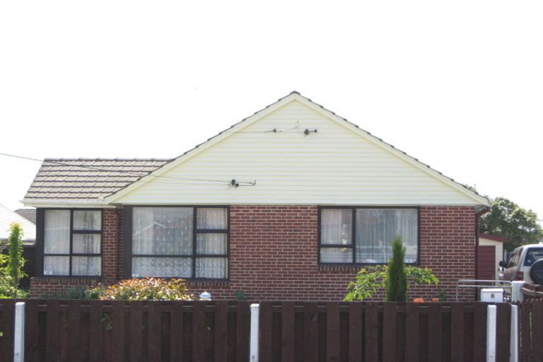 Photo of property in 8 Merrington Crescent, Aranui, Christchurch, 8061