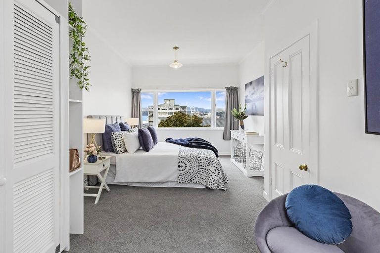 Photo of property in 18 Newman Terrace, Thorndon, Wellington, 6011