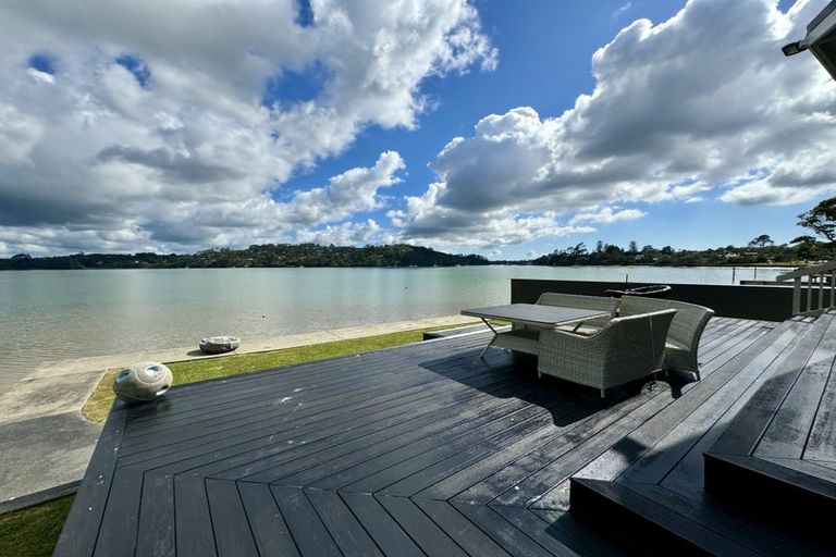 Photo of property in 62 The Terrace, Herald Island, Auckland, 0618