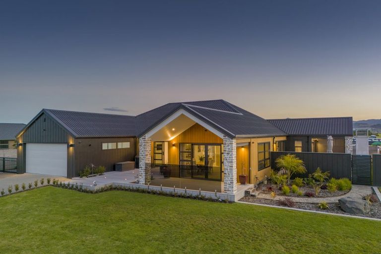 Photo of property in 259 Kupe Drive, Whitianga, 3510