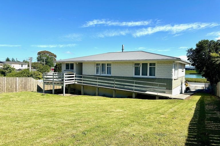 Photo of property in 16 Barnego Road, Balclutha, 9230