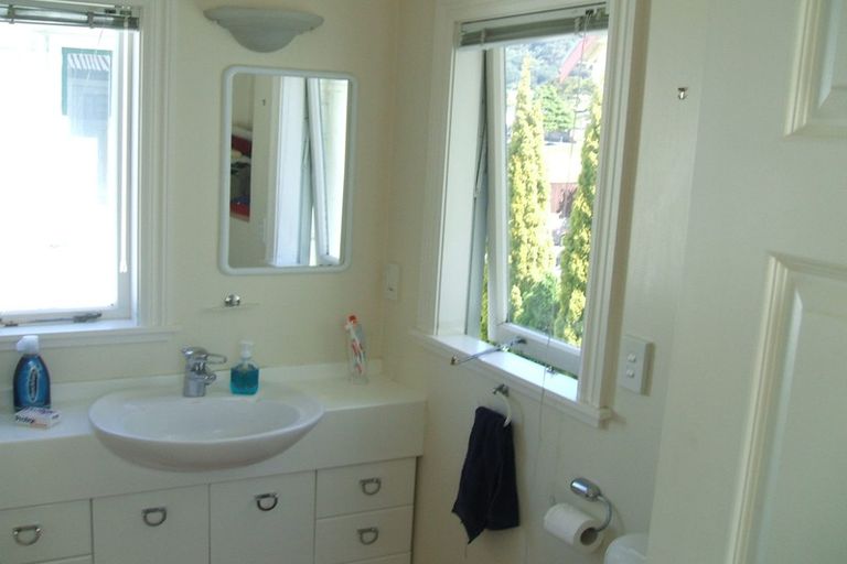 Photo of property in 12c Hobson Street, Thorndon, Wellington, 6011