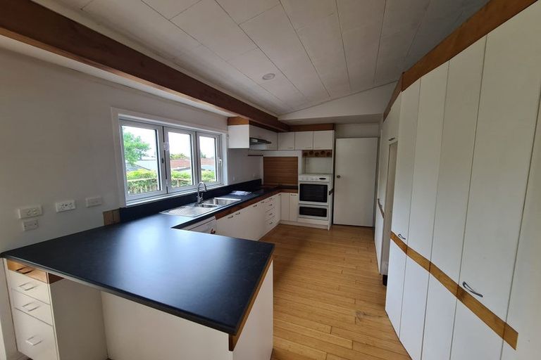 Photo of property in 11 Sunny Bay Road, Matua, Tauranga, 3110