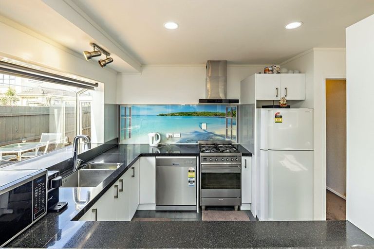 Photo of property in 27b Central Avenue, Papatoetoe, Auckland, 2025