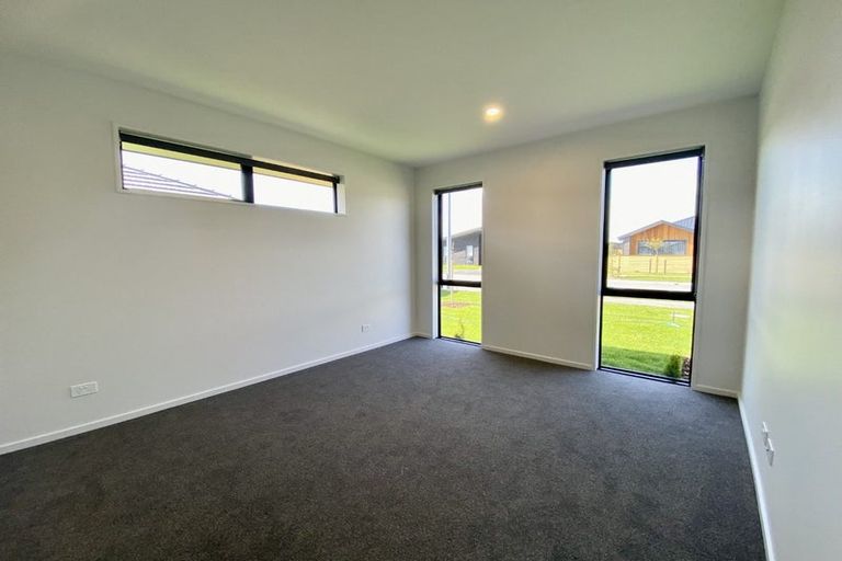 Photo of property in 5 Sarah Nicholls Street, Belfast, Christchurch, 8051