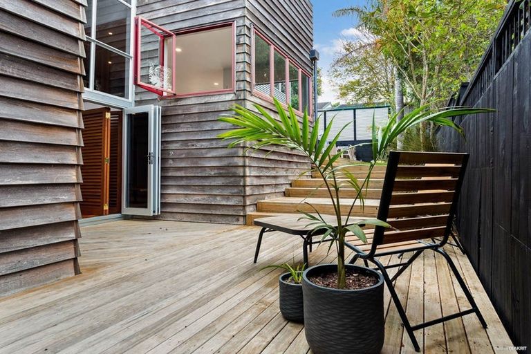 Photo of property in 691b East Coast Road, Browns Bay, Auckland, 0630