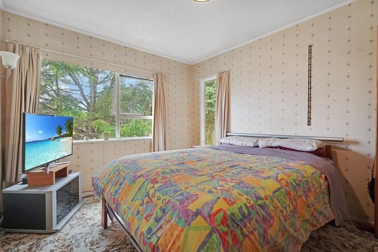 Photo of property in 16 Taitua Drive, Te Atatu South, Auckland, 0610