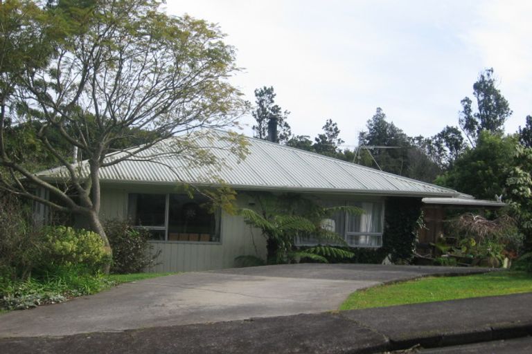 Photo of property in 4 Margan Place, Red Hill, Papakura, 2110