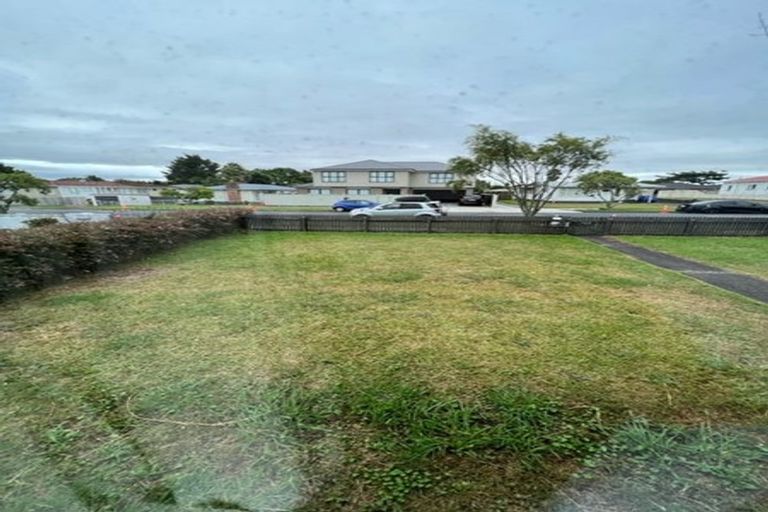 Photo of property in 1/27 Halsey Road, Manurewa, Auckland, 2102