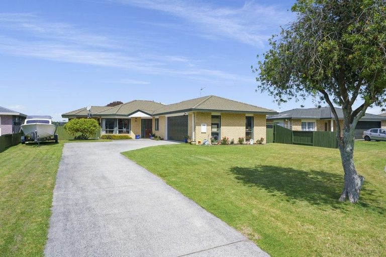 Photo of property in 40 Ocean Crest, Papamoa Beach, Papamoa, 3118