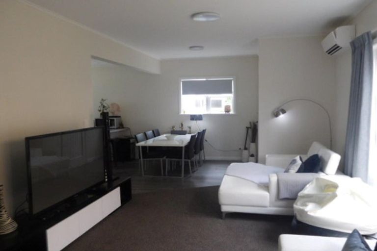 Photo of property in 53 Durham Crescent, Fairfield, Lower Hutt, 5011