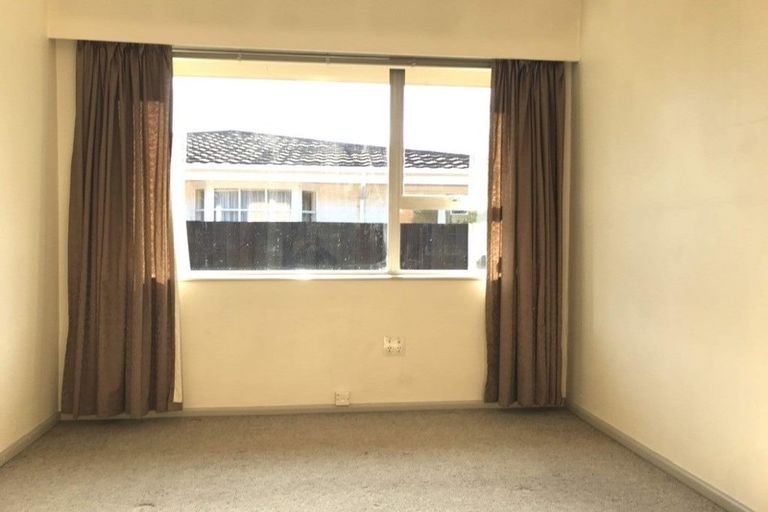 Photo of property in 150 Straven Road, Fendalton, Christchurch, 8014