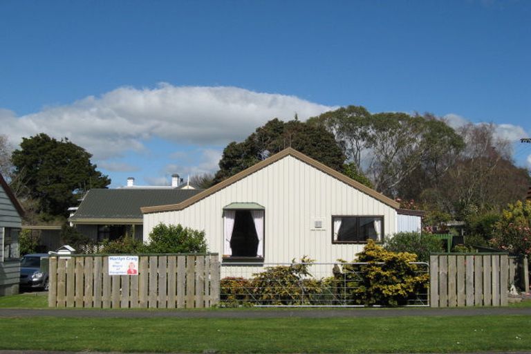 Photo of property in 11 Milne Street, Marton, 4710