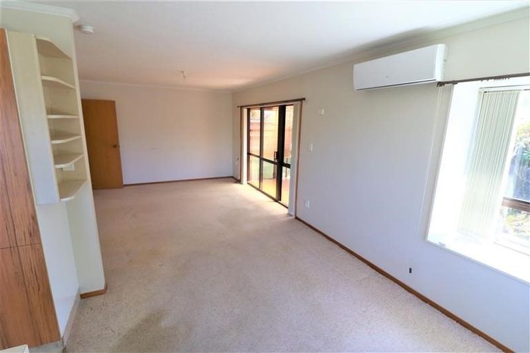 Photo of property in 5 Mottram Street, Redwood, Christchurch, 8051