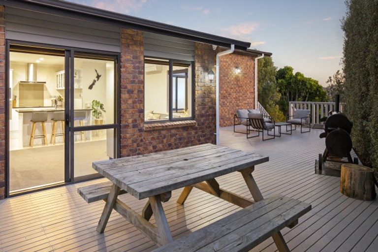 Photo of property in 28 Twomey Drive, Pukekohe, 2120