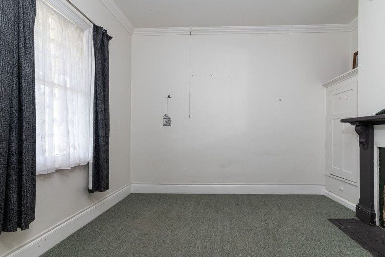 Photo of property in 53 Albert Street, Masterton, 5810