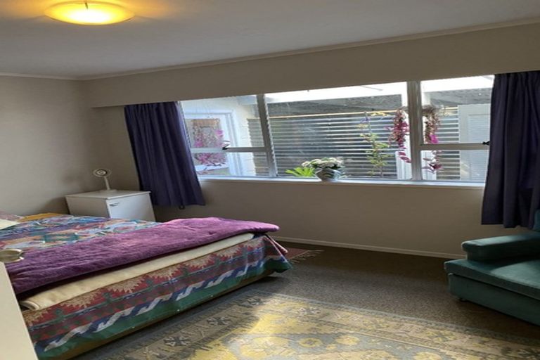 Photo of property in 5 Valley Road, Waiuku, 2123