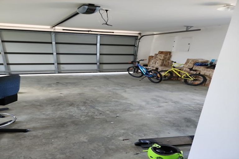 Photo of property in 24 Pyne Crescent, Pokeno, 2402