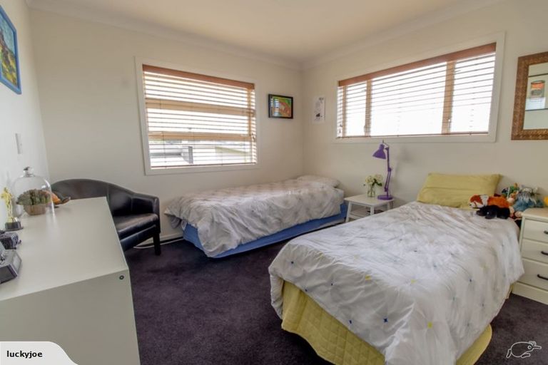 Photo of property in 19 Highpeak Place, Wigram, Christchurch, 8025