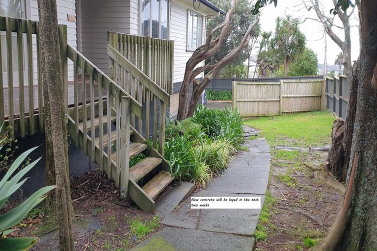 Photo of property in 17c Arran Road, Browns Bay, Auckland, 0630