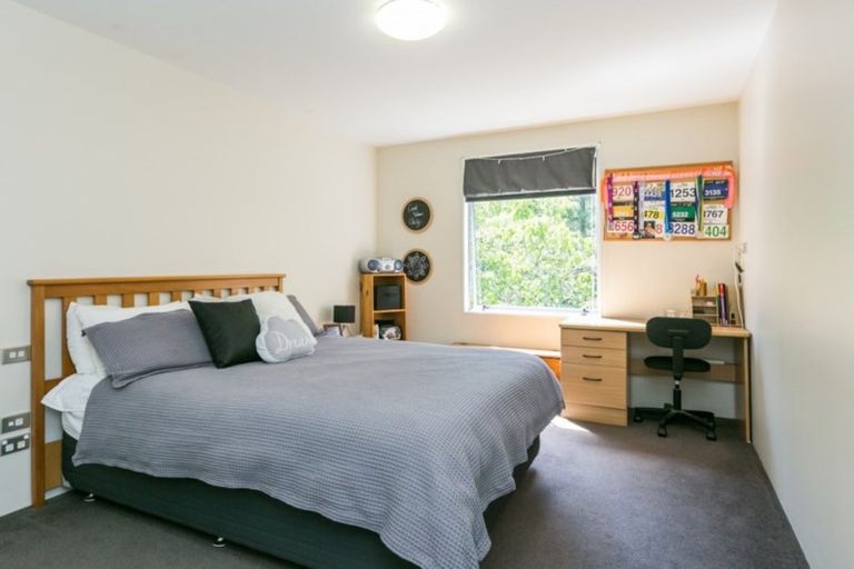 Photo of property in 27a Hikanui Drive, Havelock North, 4130