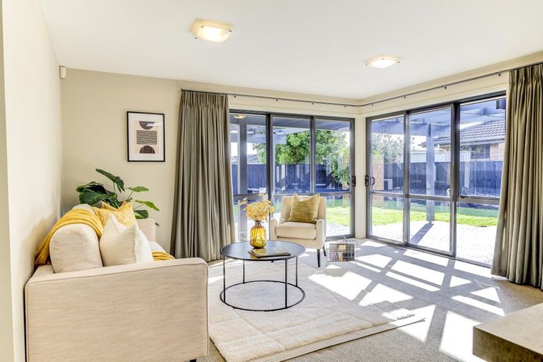 Photo of property in 12 Wiltshire Drive, Huntington, Hamilton, 3210