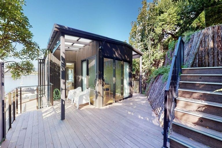 Photo of property in 460 Evans Bay Parade, Hataitai, Wellington, 6021