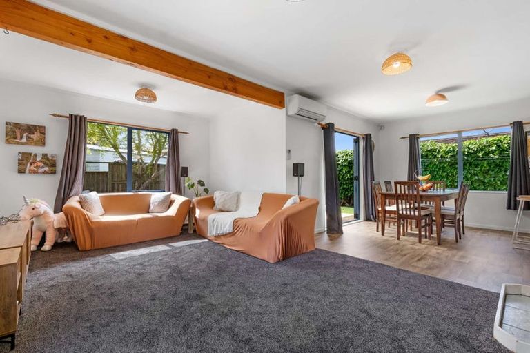 Photo of property in 63a Robinson Avenue, Holdens Bay, Rotorua, 3010