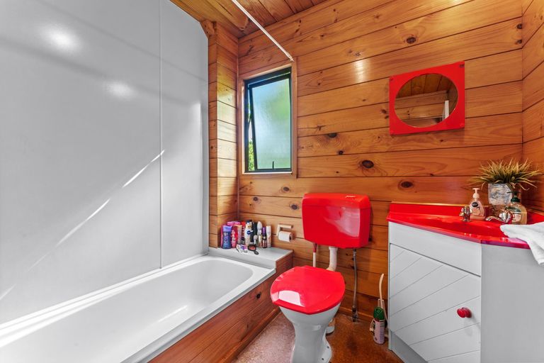 Photo of property in 12 Matangi Terrace, Snells Beach, 0920