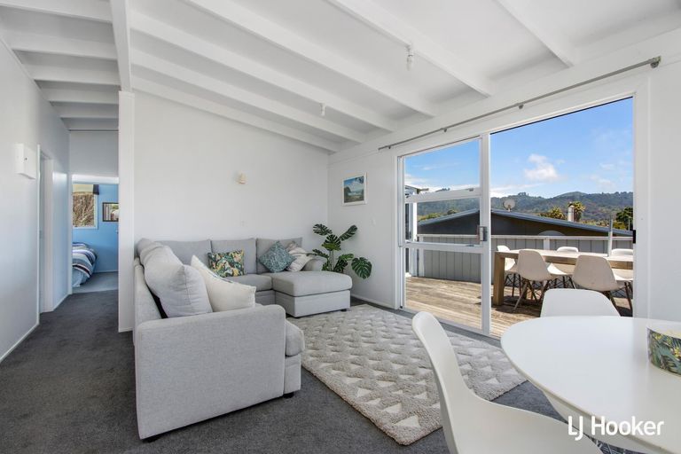 Photo of property in 30 Hillview Road, Waihi Beach, 3611