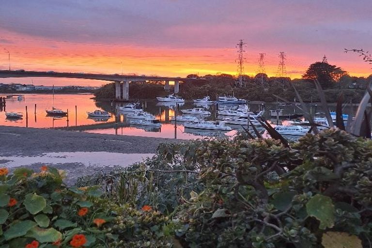 Photo of property in 3/11 Pakuranga Road, Pakuranga, Auckland, 2010