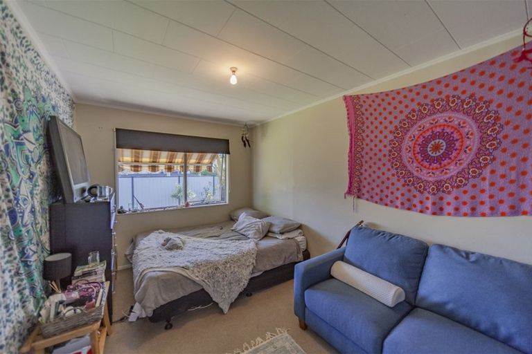 Photo of property in 48a Clarence Cox Crescent, Pirimai, Napier, 4112