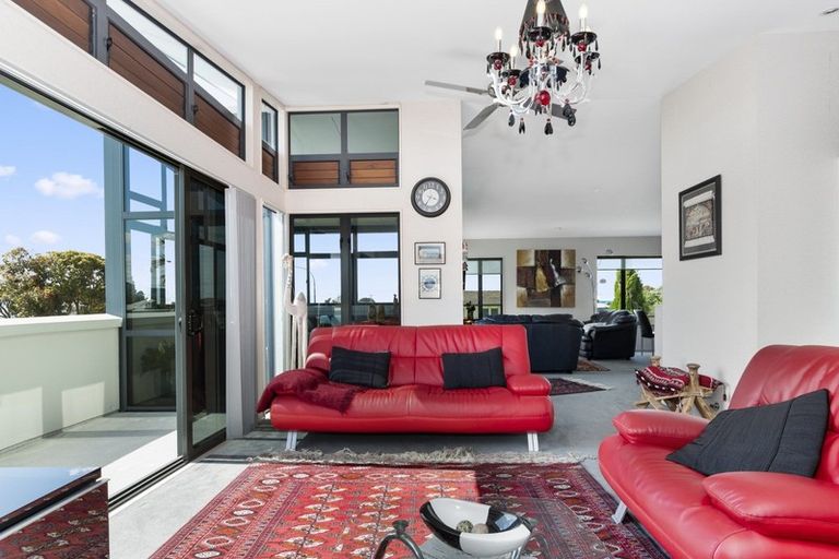 Photo of property in 5 Calypso Drive, Papamoa Beach, Papamoa, 3118