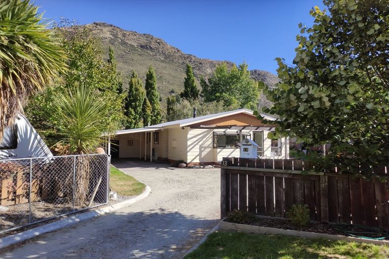 Photo of property in 13 Kawarau Place, Frankton, Queenstown, 9300